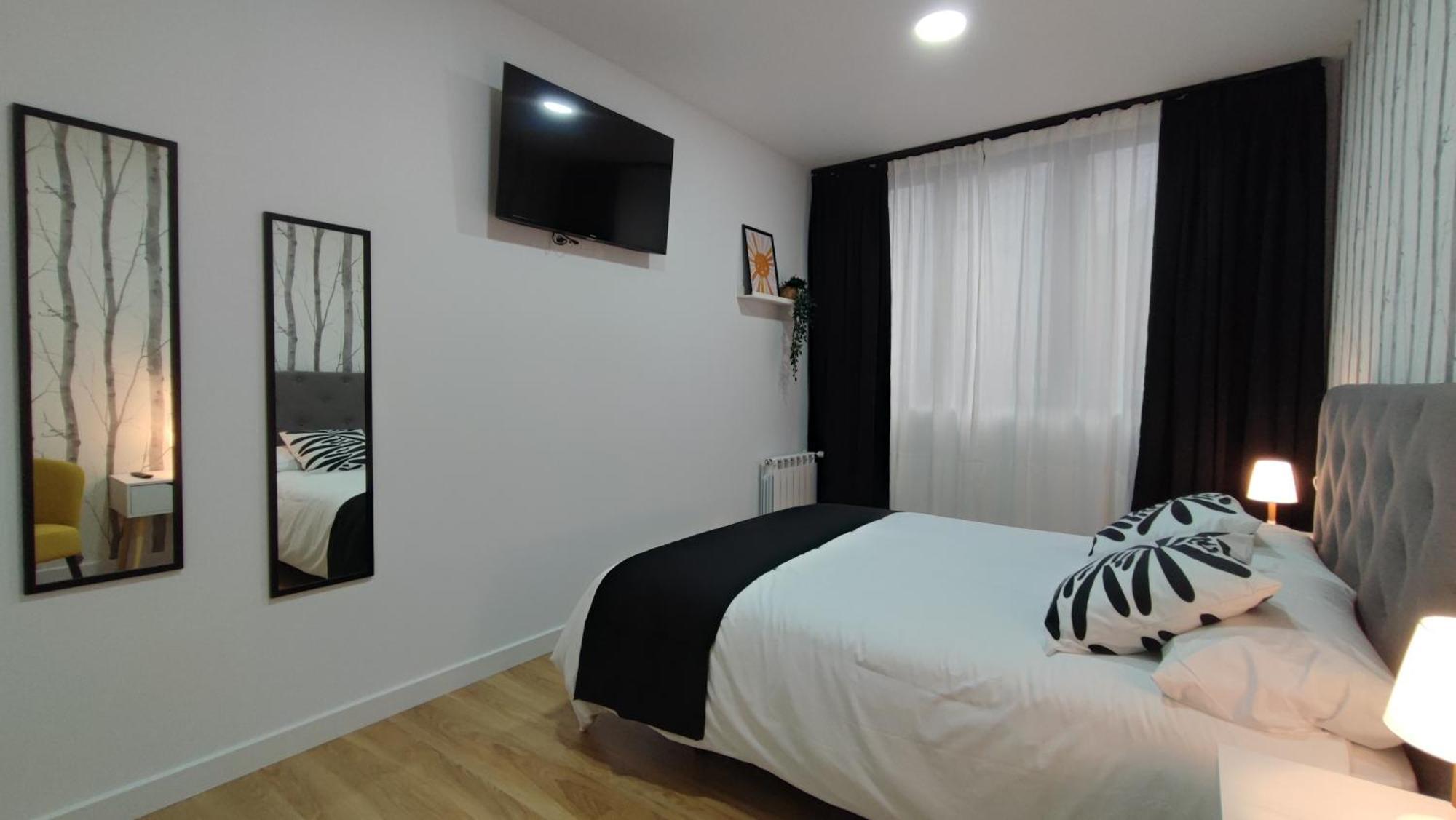 Apartamentos Aptio Oviedo Exterior photo